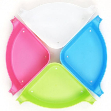 Narożna plastikowa półka pod prysznic.